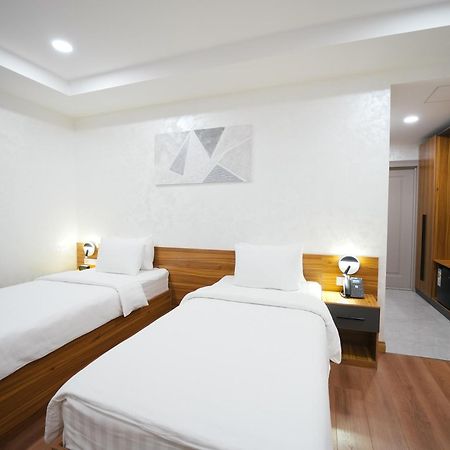 Avant Express Hotel Pool&Spa Taschkent Exterior foto