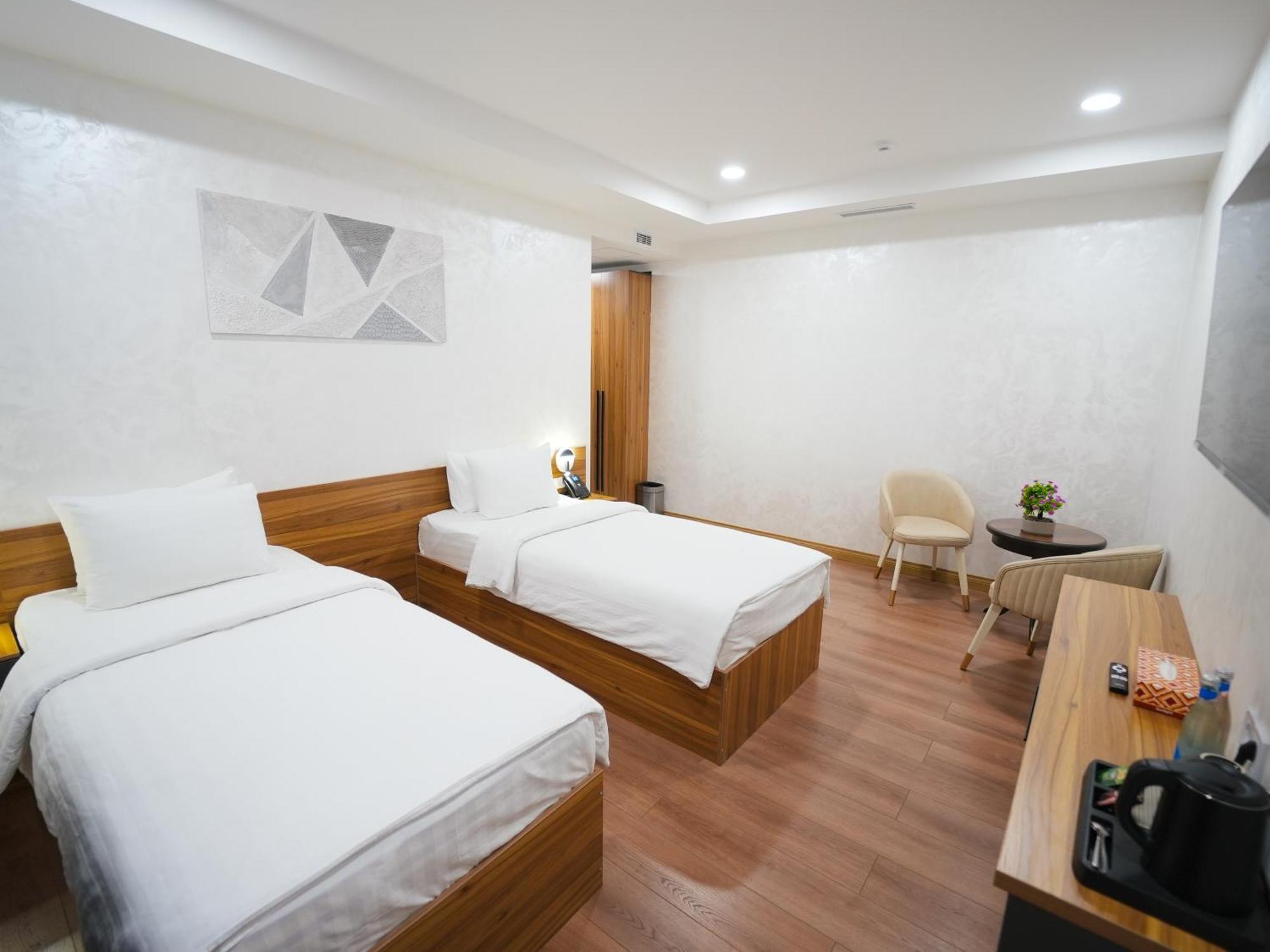 Avant Express Hotel Pool&Spa Taschkent Exterior foto